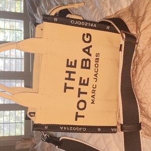 EUC The Tote Bag Marc Jacobs Warm Sand